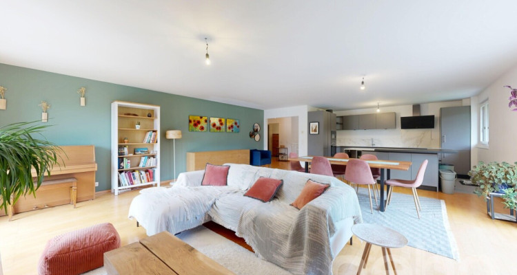 Duplex lumineux avec grand jardin privatif image 4