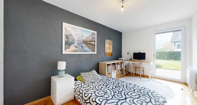 Duplex lumineux avec grand jardin privatif image 8