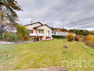 Haus mit Seeblick, 809 m² Garten und viel Renovierungspotenzial image 1