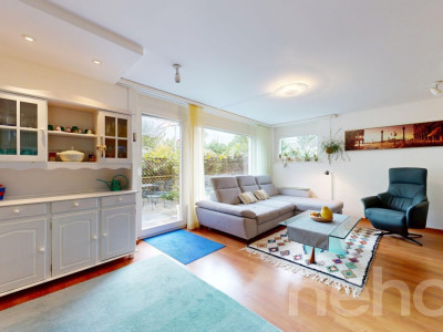 Sehr gepflegtes Doppeleinfamilienhaus mit gemütlichem Garten image 3