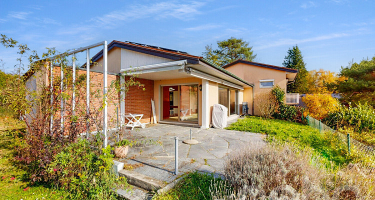 Charme intemporel et confort moderne avec vue sur le lac ! image 3