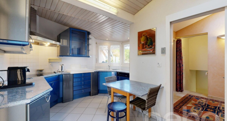 Charme intemporel et confort moderne avec vue sur le lac ! image 4