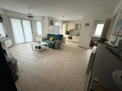 Appartement lumineux idéalement placé à Lausanne 3,5 Pièces 1 834 CH image 4