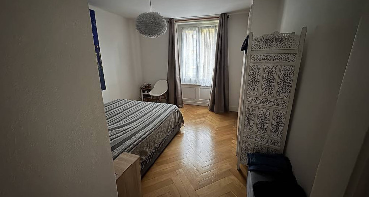 Appartement lumineux idéalement placé à Lausanne 3,5 Pièces 1 834 CH image 2