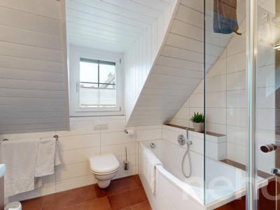 Reiheneckhaus im Landhausstil in Neuheim image 10