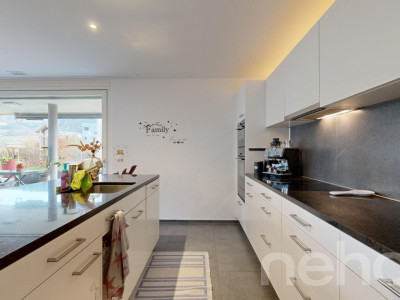 Moderne 3.5-Zimmer-Gartenwohnung image 3