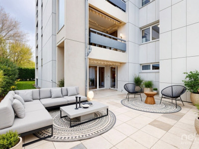 Appartement rénové de 3,5 pièces avec grande terrasse privée image 10