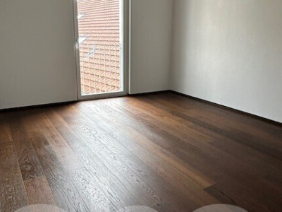 Exklusive Dachgeschosswohnung mit Weitblick in Kerzers image 7