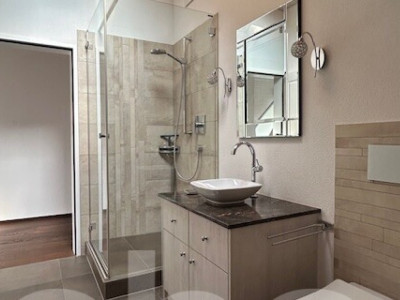 Exklusive Dachgeschosswohnung mit Weitblick in Kerzers image 10