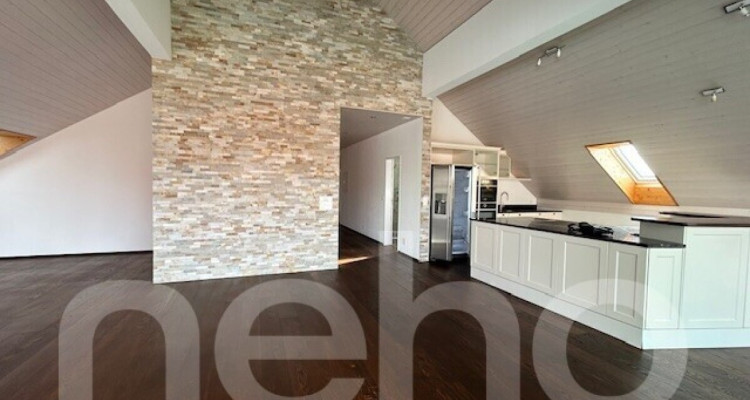 Exklusive Dachgeschosswohnung mit Weitblick in Kerzers image 1