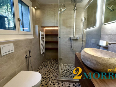 Belle villa individuelle entièrement rénovée avec piscine et jardin  image 11