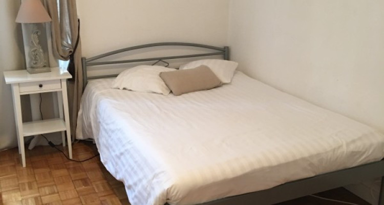 Studio meublé image 1