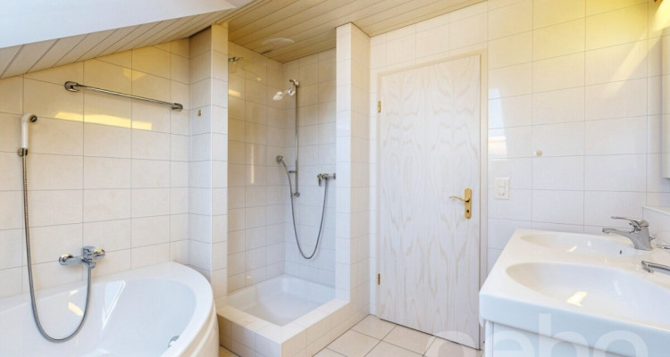 Charmantes Einfamilienhaus mit grossem Garten und Garagenbox image 9