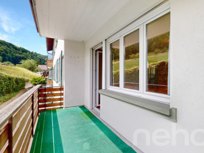 Attraktive 4-Zimmer-Wohnung mit Balkon in der Nähe des Dorfplatzes image 2