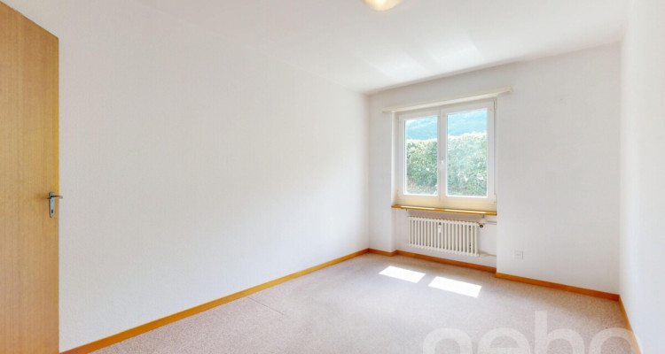 Attraktive 4-Zimmer-Wohnung mit Balkon in der Nähe des Dorfplatzes image 5