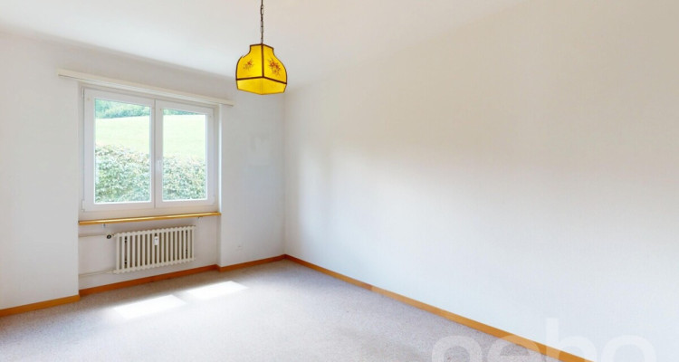 Attraktive 4-Zimmer-Wohnung mit Balkon in der Nähe des Dorfplatzes image 7