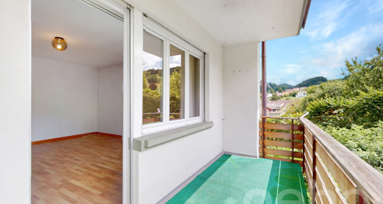 Attraktive 4-Zimmer-Wohnung mit Balkon in der Nähe des Dorfplatzes image 11