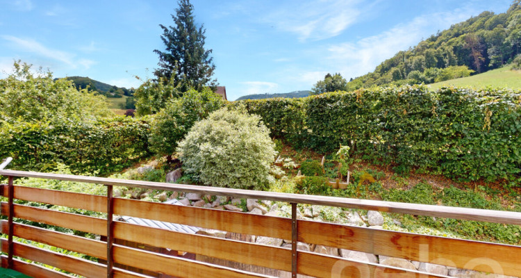 Attraktive 4-Zimmer-Wohnung mit Balkon in der Nähe des Dorfplatzes image 12