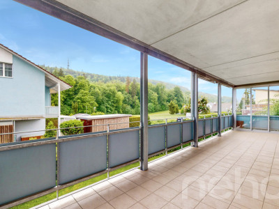 4.5-Zimmer Wohnung mit hellem Wohnambiente und 25 m2 grossem Balkon image 1