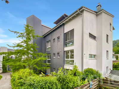 4.5-Zimmer Wohnung mit hellem Wohnambiente und 25 m2 grossem Balkon image 2