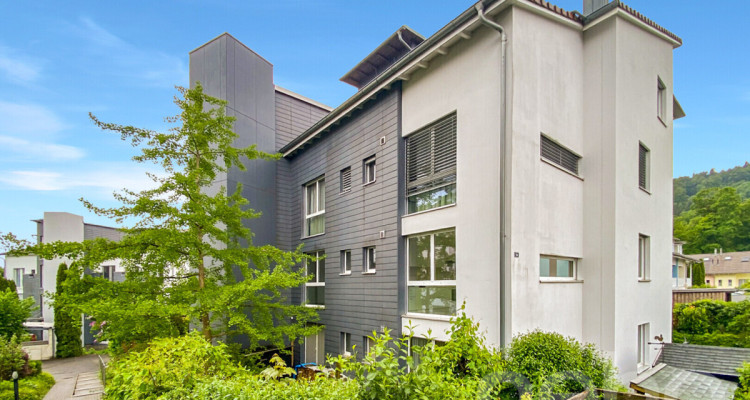 4.5-Zimmer Wohnung mit hellem Wohnambiente und 25 m2 grossem Balkon image 2