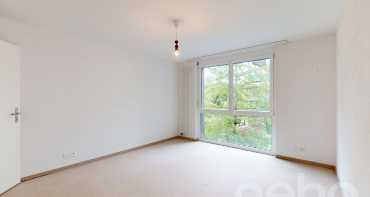 4.5-Zimmer Wohnung mit hellem Wohnambiente und 25 m2 grossem Balkon image 8