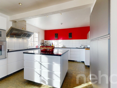 Grande propriété avec vue panoramique et cadre naturel exceptionnel image 8