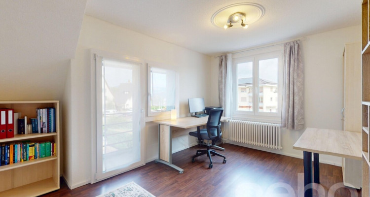 Einfamilienhaus 8Zi. mit separater Einliegerwohnung und Baulandreserve image 7