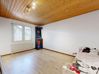 Charmantes Einfamilienhaus mit grossem Garten, Wintergarten und Teich image 9