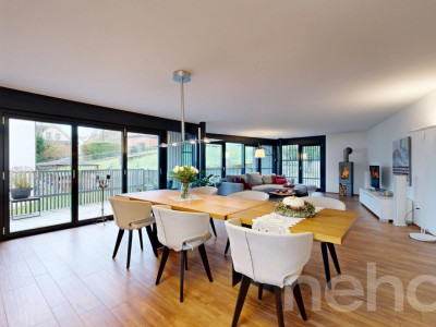 Moderne und grosszügige 4.5-Zimmerwohnung mit Schwedenofen image 2