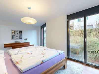 Moderne und grosszügige 4.5-Zimmerwohnung mit Schwedenofen image 5