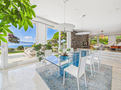 Propriété de prestige avec jardin paysager, piscine et panorama sur le Léman image 3