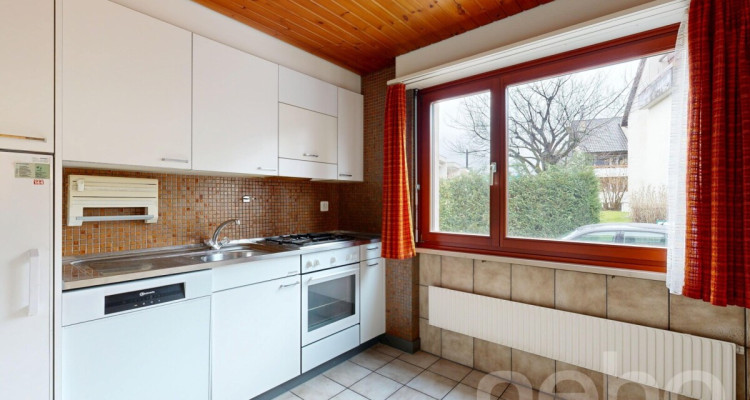 Eckreihenhaus mit viel Potenzial in zentraler Lage von Ettingen image 7