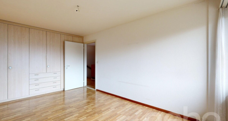 Eckreihenhaus mit viel Potenzial in zentraler Lage von Ettingen image 9