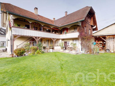 Charmantes Zweifamilienhaus mit Potenzial in Kappelen image 1