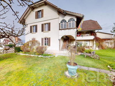 Charmantes Zweifamilienhaus mit Potenzial in Kappelen image 2