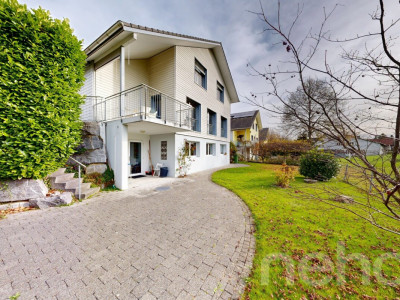 Freistehendes Haus, familienfreundliche und ruhige Lage image 2