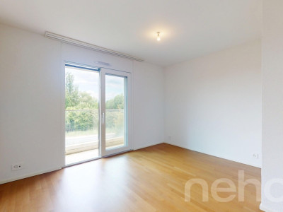 Appartement lumineux de 3.5 pièces avec un vaste balcon image 8