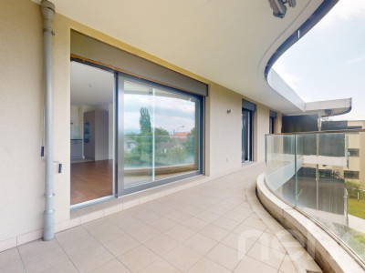 Appartement lumineux de 3.5 pièces avec un vaste balcon image 12