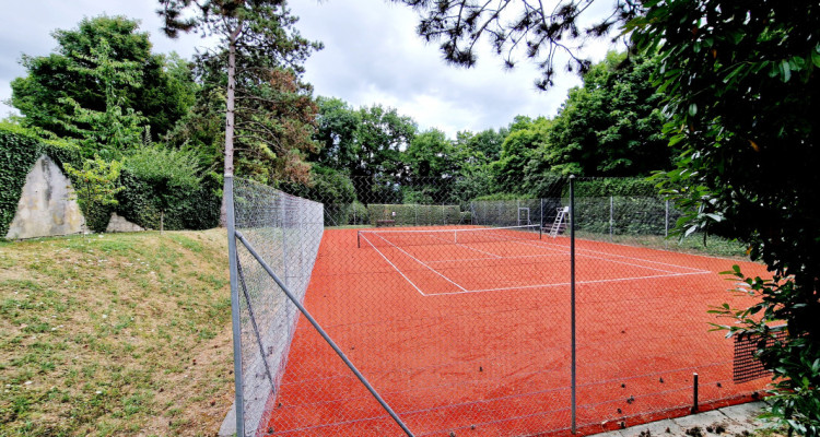 Fabuleux appartement en terrasse et jardin, piscine, fitness et tennis  image 9