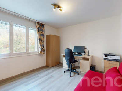 Appartement de 160 m², 5,5 pièces avec garage et vue dégagée au calme image 9