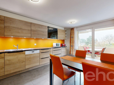 Appartement de 160 m², 5,5 pièces avec garage et vue dégagée au calme image 12