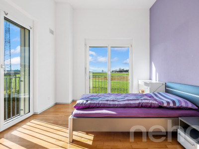 Modernes Einfamilienhaus mit Weitsicht und privatem Schwimmbad image 8