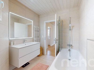 VILLA CONTEMPORAINE AUX FINITIONS SOIGNÉES DANS UN CADRE FAMILIAL image 10