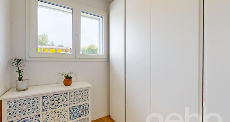 VILLA CONTEMPORAINE AUX FINITIONS SOIGNÉES DANS UN CADRE FAMILIAL image 12