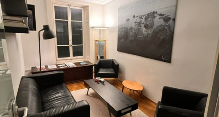 Bureau/poste de travail en sous-location au cœur de Genève  image 6