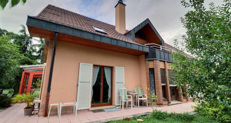 Très grande maison familiale en viager occupé sans rente image 2