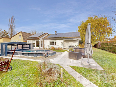 Magnifique maison au bord du lac à Portalban image 1