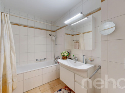 Rez-de-jardin d?exception avec piscine chauffée et vue lac?Alpes image 12