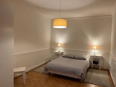 Bel appartement meublé de 3 pièces à Carouge (Genève) image 1